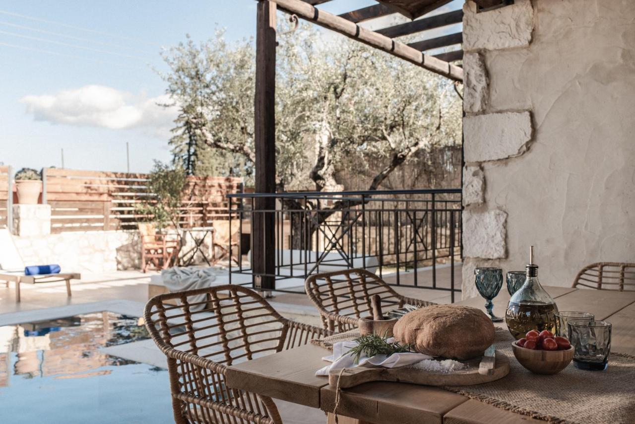 Villa Viatzo - Eclectic With Heated Saltwater Pools