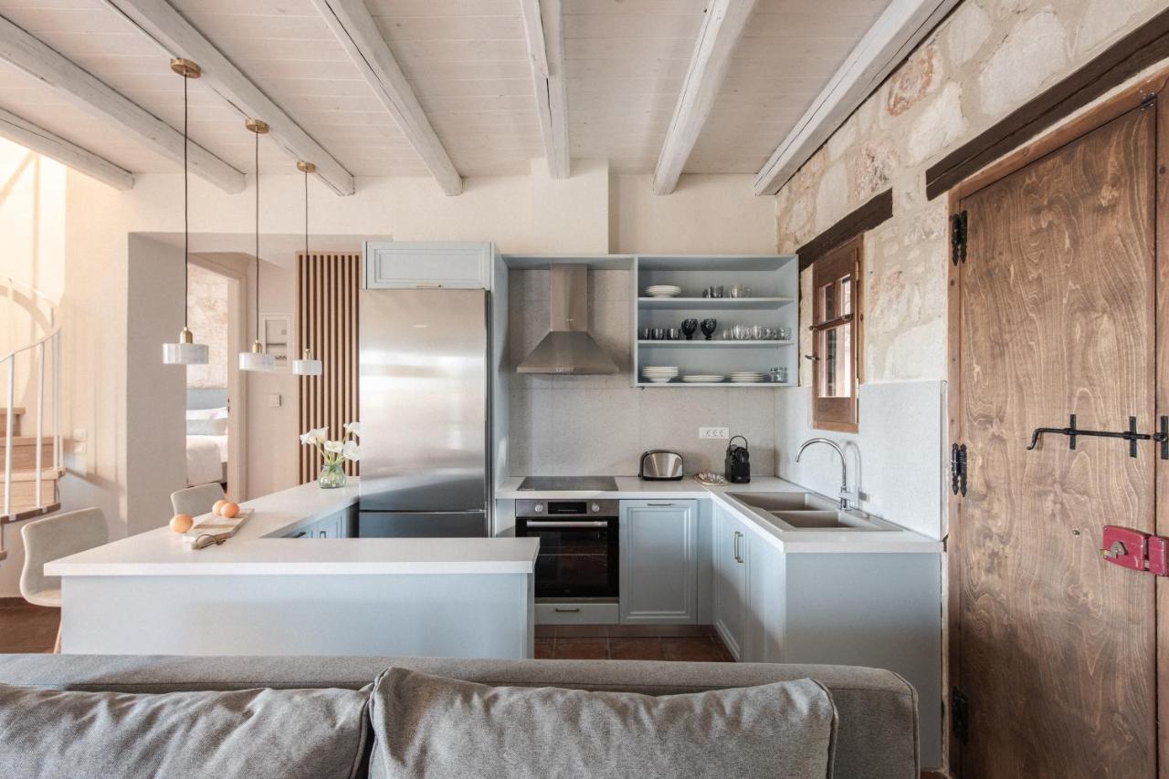 Viatzo - Eclectic With Heated Saltwater Pools Villa Mouzákion